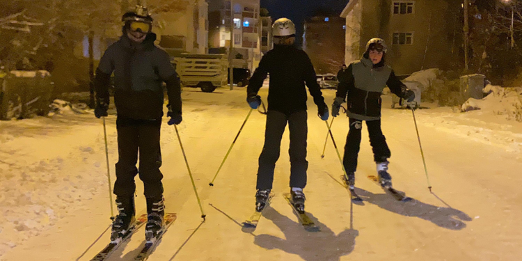 Kayak merkezi değil, Ardahan sokakları