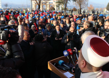 Kayseri'de 8 yıl önce terör saldırısında şehit olan 15 asker anıldı