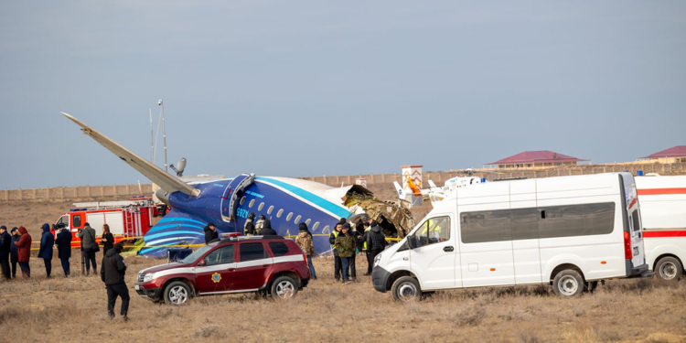 Kazakistan'da düşen uçağa dışarıdan müdahale var