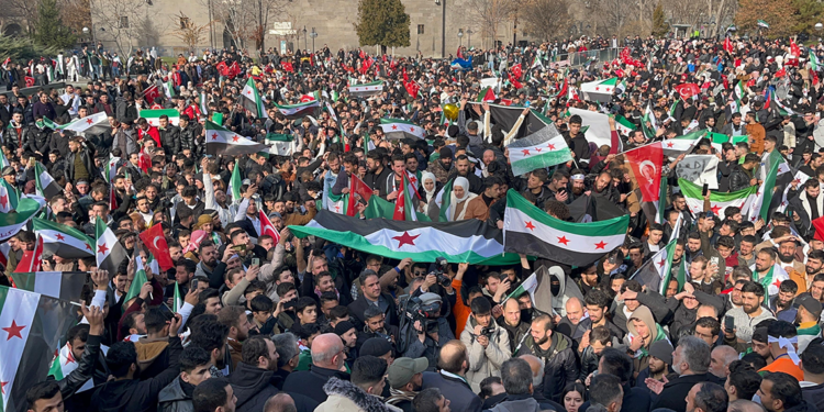 Kırşehir'de yaşayan Suriyelilerden kutlama