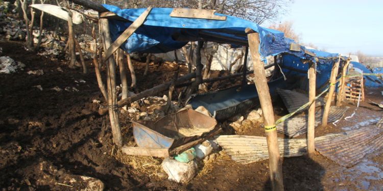 Konya'da evde çıkan yangında çift öldü