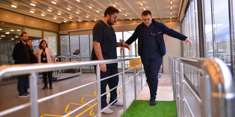 MS, Parkinson hastalıklarında kişiye özel tedavi uygulanıyor