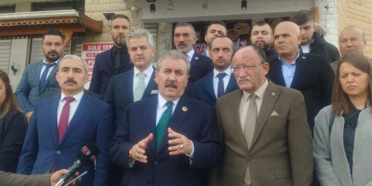 Milyonlarca mültecinin döneceğine inanıyorum