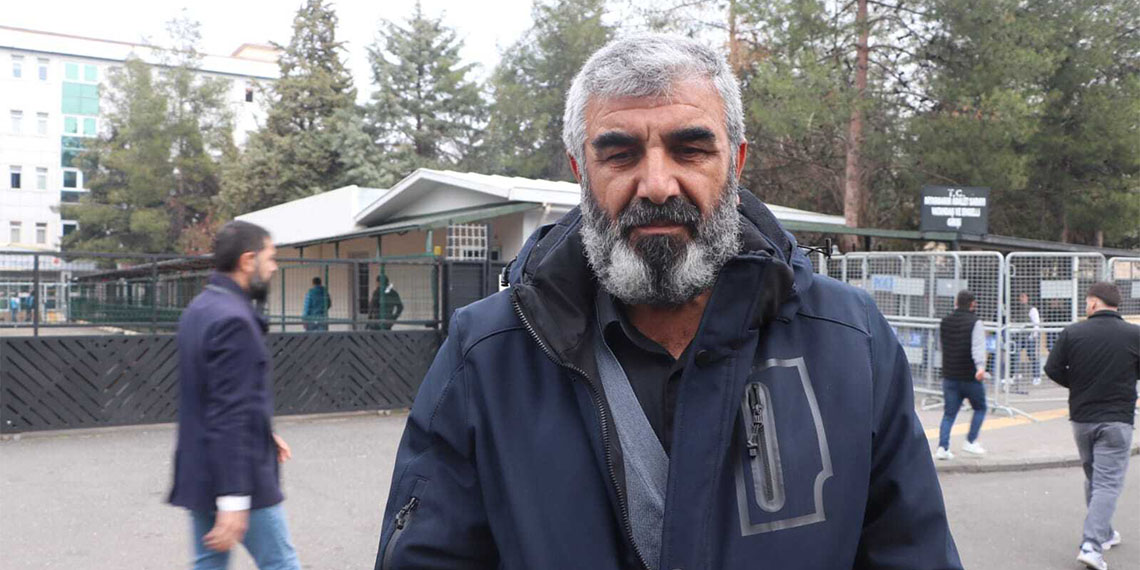 Van'da kaybolduktan 18 gün sonra cansız bedeni bulunan üniversite öğrencisi Rojin'in babası isyan etti; 'Bize de sahip çıkın, Rojin'e de sahip çıkın' dedi.