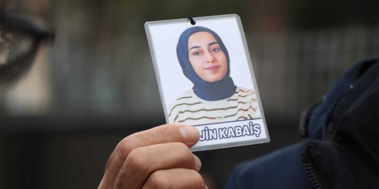 Rojin'in babası isyan etti; Rojin'e de sahip çıkın