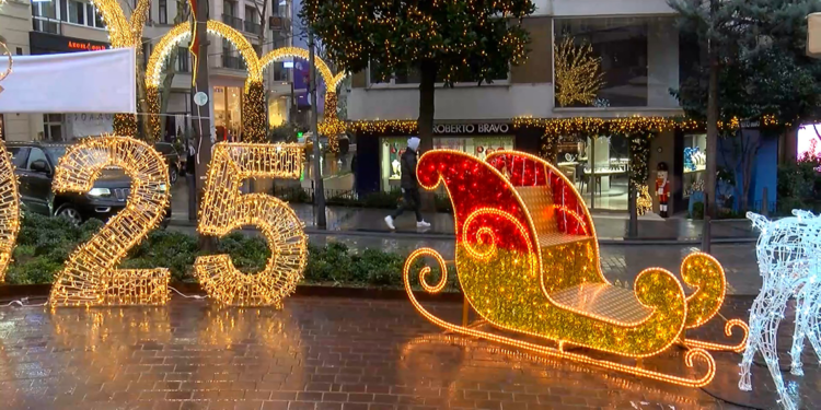 Nişantaşı sokakları yılbaşına hazır