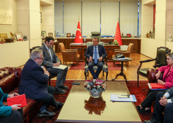 Özgür Özel, Avrupa Parlamentosu Türkiye Raportörü ile bir araya geldi