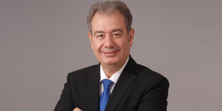 Profesör Cenap Ekinci terör örgütü propagandasından tutuklandı