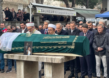 Patlamada ölen işçiler son yolculuklarına uğurlanıyor