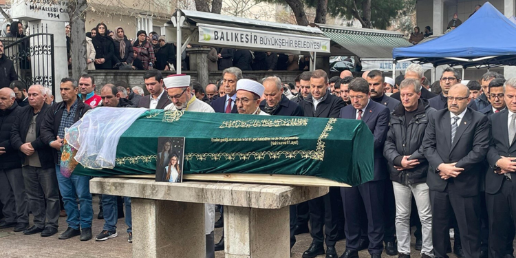 Patlamada ölen işçiler son yolculuklarına uğurlanıyor 