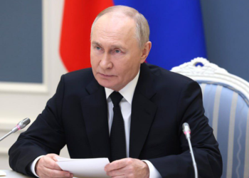 Putin, Ukrayna ile ön koşulsuz görüşmeye hazır olduklarını söyledi