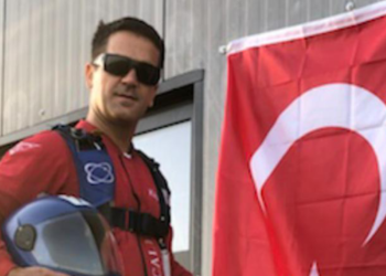Rekortmen THY pilotundan ABD'de yeni başarı 