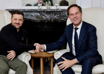 Rutte ve Zelenski'den kritik görüşme