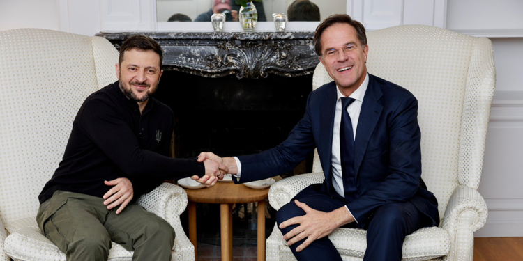 Rutte ve Zelenski'den kritik görüşme