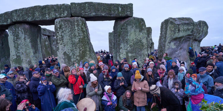Kış gün dönümü binlerce kişi ile kutlandı