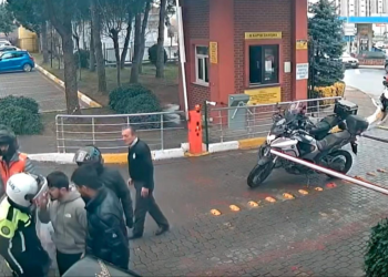 Sancaktepe'de denetimden kaçtı; saldırdığı polisin burnunu kırdı