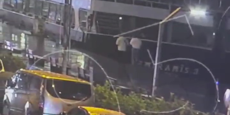 Sarıyer'de denize düşen 2 kardeşin son anları kamerada