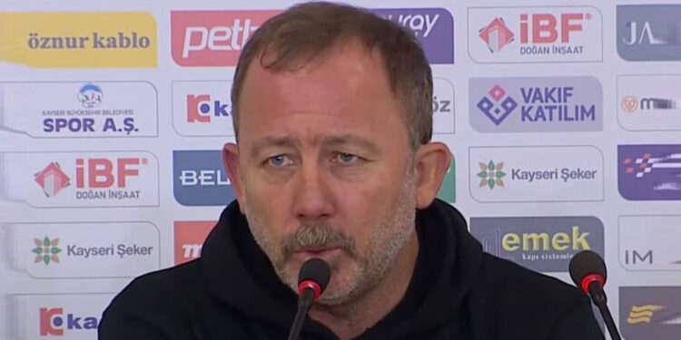 Beşiktaş'taki bu kaosun içinde bulunmak istemiyorum