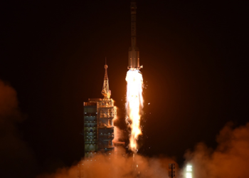 Shenzhou-19 taykonotları, ilk kez uzay aracı dışına çıkacak