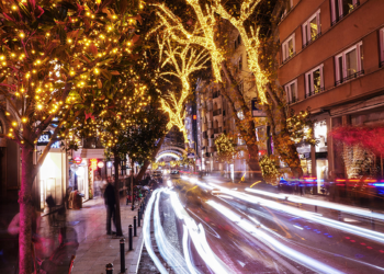 Şişli'de yılbaşı kutlamaları için hazırlıklar tamamlandı