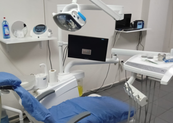 Suriyelilere ait kaçak diş muayenehanesine baskın; 2 gözaltı