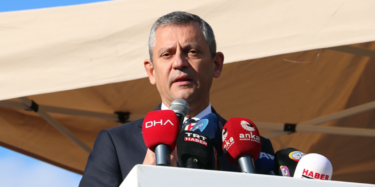 Suriyelilerin memleketlerine döneceği süreci hep beraber yöneteceğiz