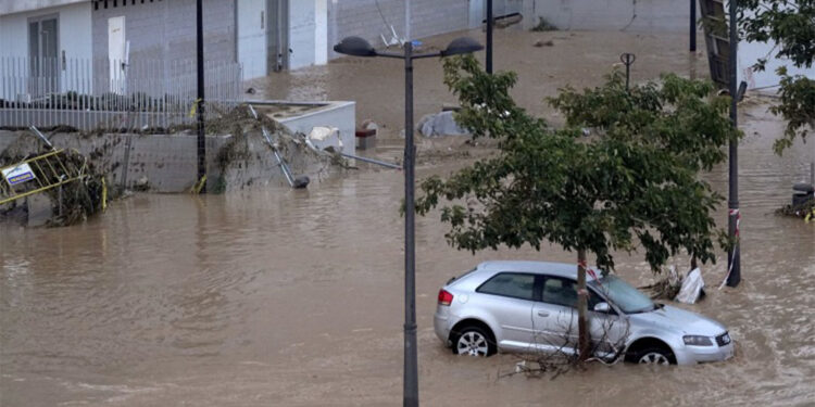 Tayland'da sel; 9 ölü