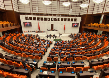 TBMM Genel Kurulu'nda 'Kürt illeri' tartışması