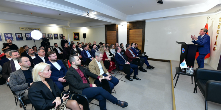 TÜGİAD’ın 'Marka Beyinler' söyleşilerinin ilk konuğu iş insanı Davut Doğan oldu