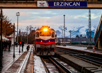 Turistik Doğu Ekspresi Erzincan'a ulaştı