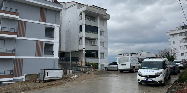 Tartıştığı kocasını bıçakla yaraladı