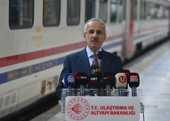 Tren garlarında internet ücretsiz olacak