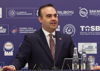 Türkiye OECD ülkeleri arasında sanayi üretimini en fazla artıran ülke
