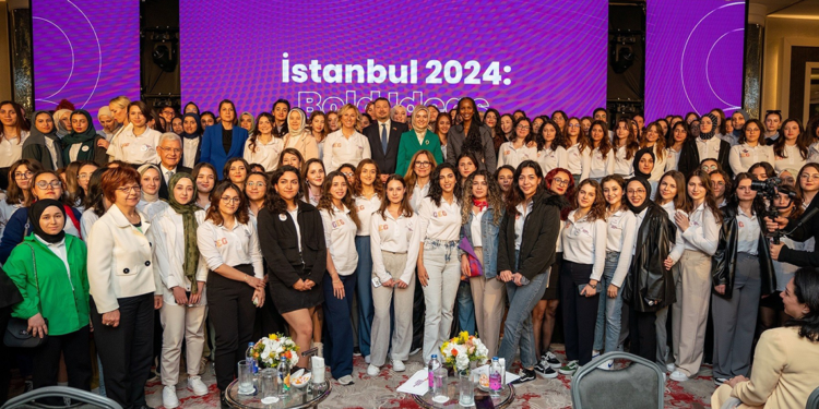 Türkiye'nin Mühendis Kızları’na uluslararası arenada ödül verildi