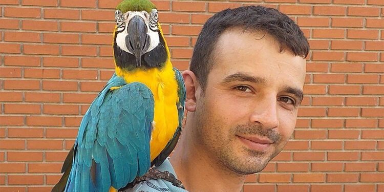 Mesai arkadaşları tarafından yatağında ölü bulundu