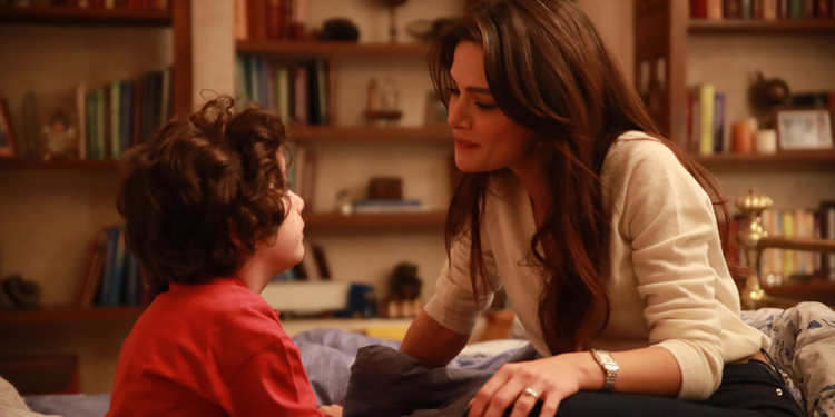 Uzak Şehir'in yeni bölümünde Alya, aileye rest çekiyor