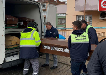 Veri hazırlama memuru olarak görev yaptığı müftülükte öldürüldü