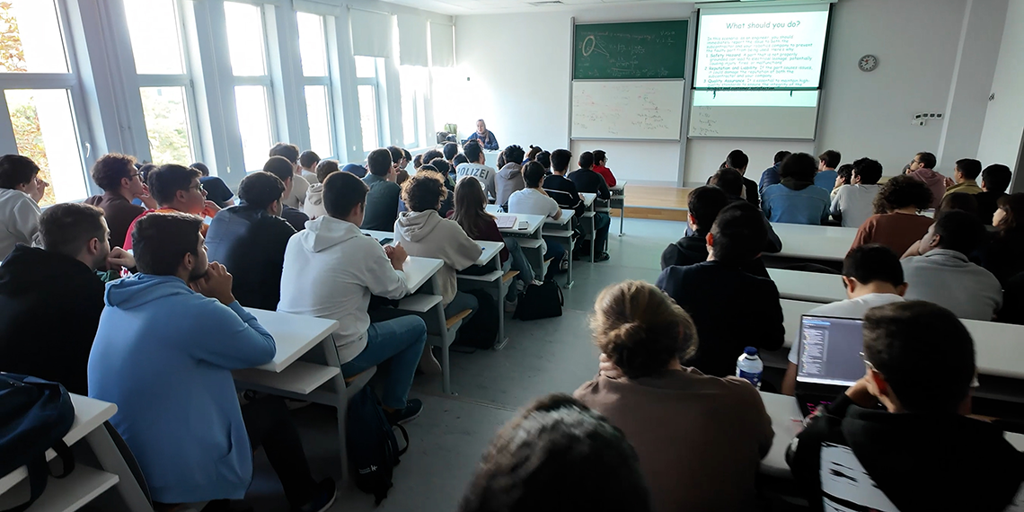 Yeni açılan yapay zeka temelli bölümler yoğun ilgi gördü