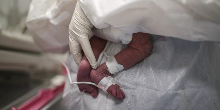 Yenidoğan çetesi davasında bir tutuklama daha! Firari doktor yakalandı