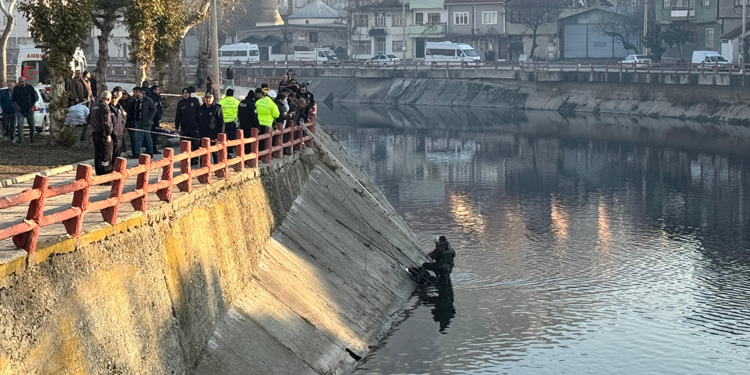 Yeşilırmak'ta erkek cesedi bulundu