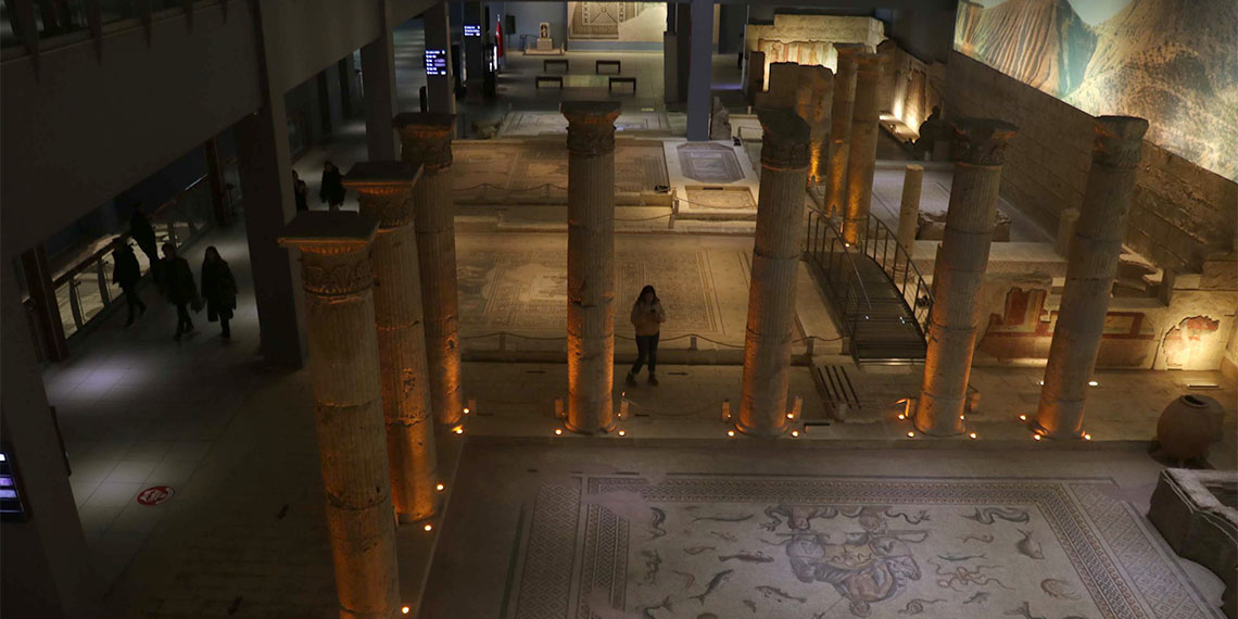 Dünyanın en büyük mozaik müzeleri arasındaki Zeugma Mozaik Müzesi 3 milyon 150 bin kişiyi ağırladı.