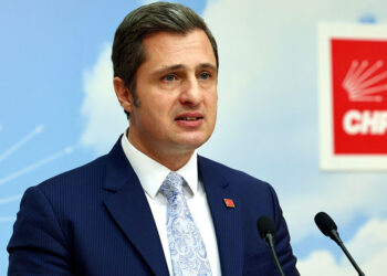 Sürecin şeffaf yürütülmesi gerektiğini savunuyoruz