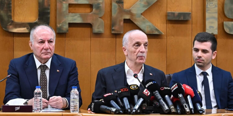 Bir daha bizi asgari ücret komisyonuna çağırmasınlar