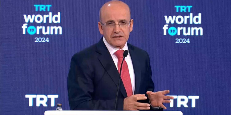 Düşük borçluluk oranımız, ülkemizin direncini artıran önemli bileşenlerden birisi