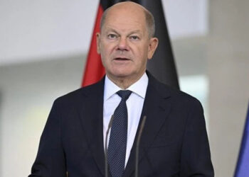 Olaf Scholz meclisten güvenoyu talebinde bulundu