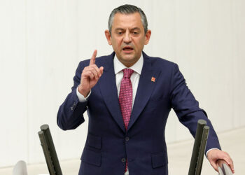 Erdoğan'ın Emevi Camii'ndeki namazının kazasını yapmak MİT Başkanına düşmez