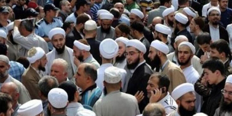 Türkiye'de tarikatlar ve siyaset: Karmaşık bir ilişki