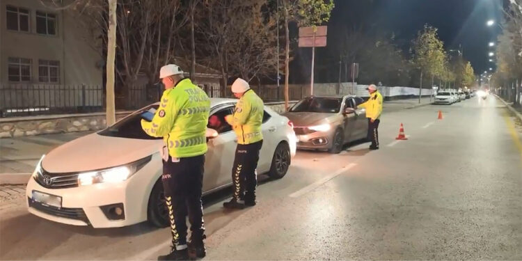 2 milyon 579 bin 204 araçta denetim