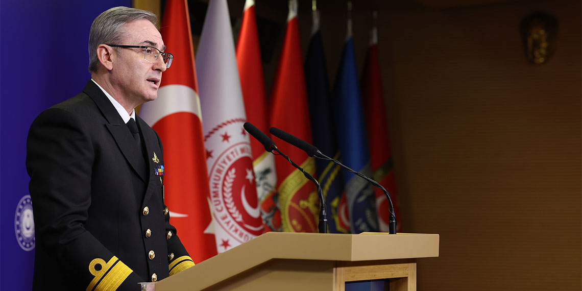 MSB Basın ve Halkla İlişkiler Müşaviri Tuğamiral Zeki Aktürk, "PKK/YPG'nin bölgedeki istikrarsızlıktan faydalanmasına izin vermeyeceğiz" dedi.