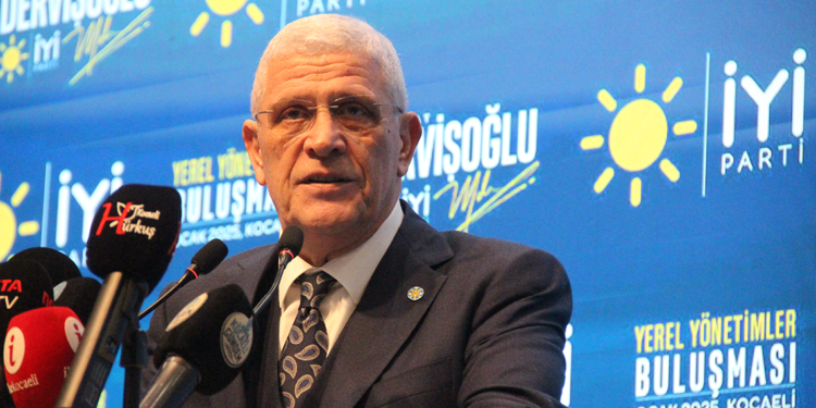 2 bayrak, 2 devlet istenirse üzerimize düşeni yaparız